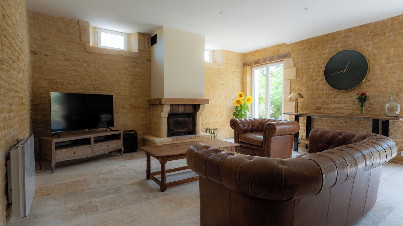 Photo of Livingroom in Saint-Wambert-des-Trois-Vallees