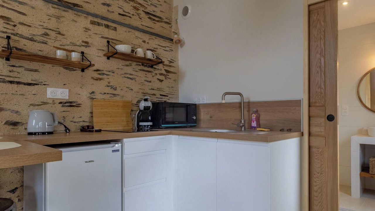 Photo of Kitchen in Chenille-Champteusse
