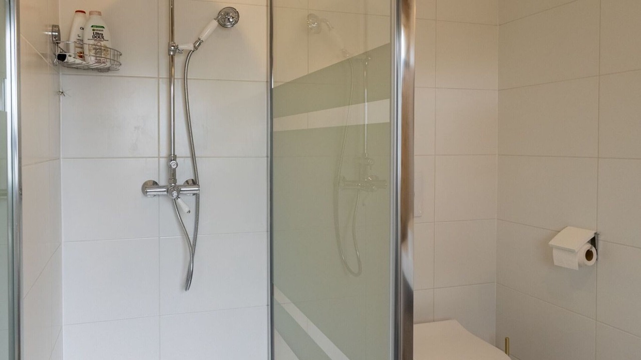 Photo of Bathroom in Chenille-Champteusse