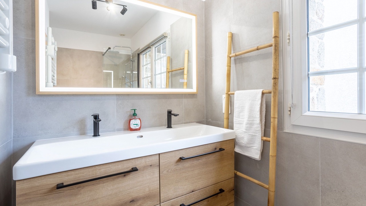 Photo of Bathroom in Ergue-Gaberic
