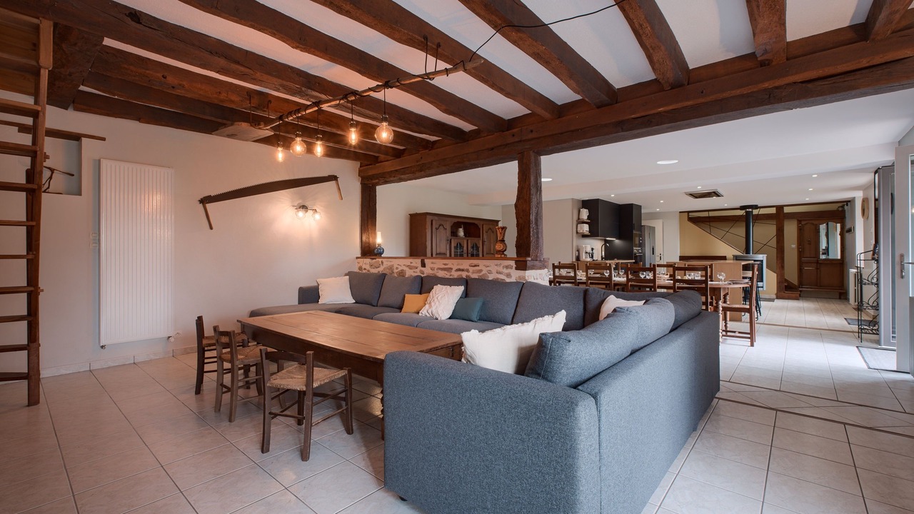 Photo of Livingroom in Bourgon