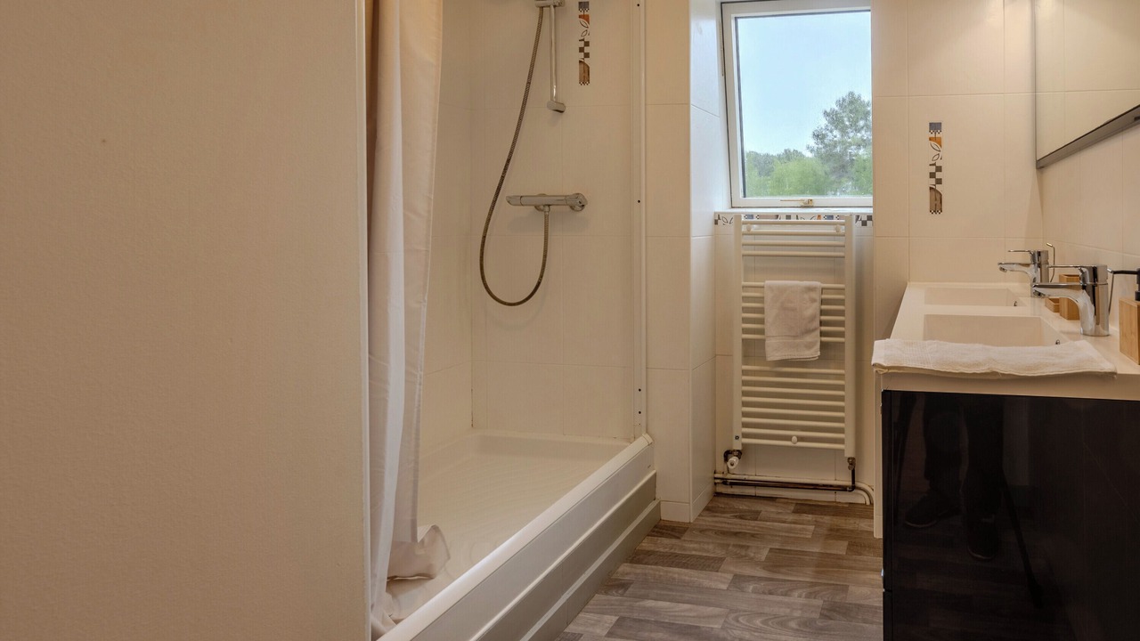 Photo of Bathroom in Ruaudin