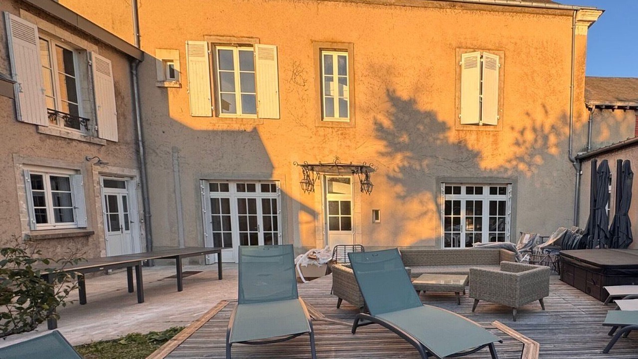 Photo of Outdoor in Le Mans