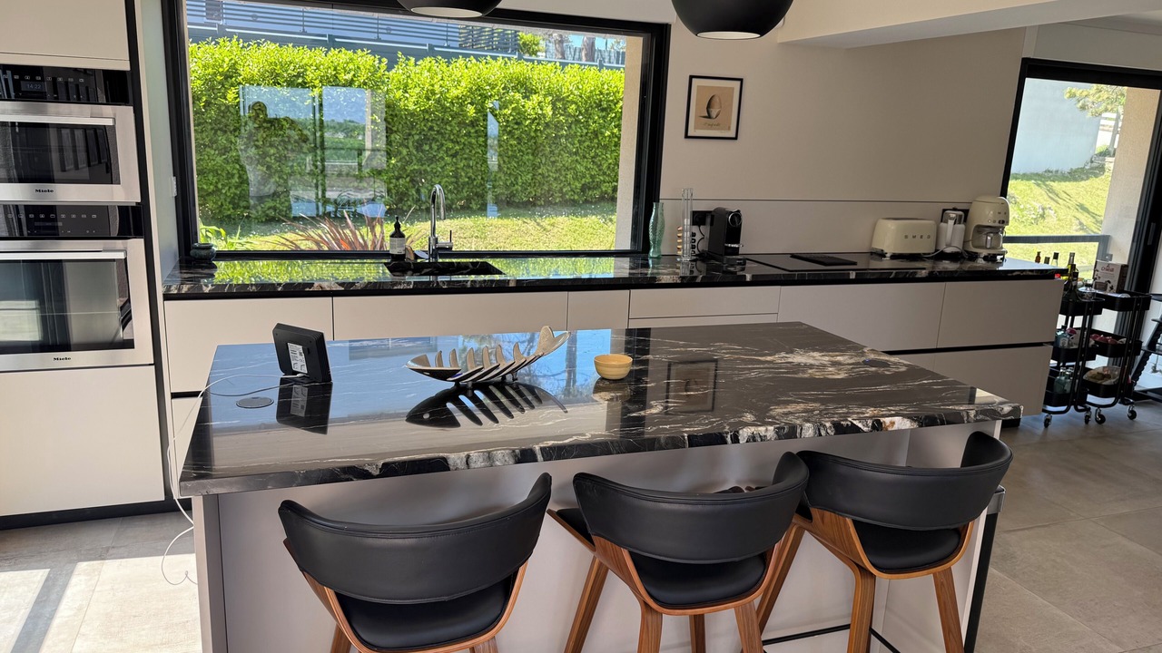 Photo of Kitchen in Saint-Come-de-Fresne