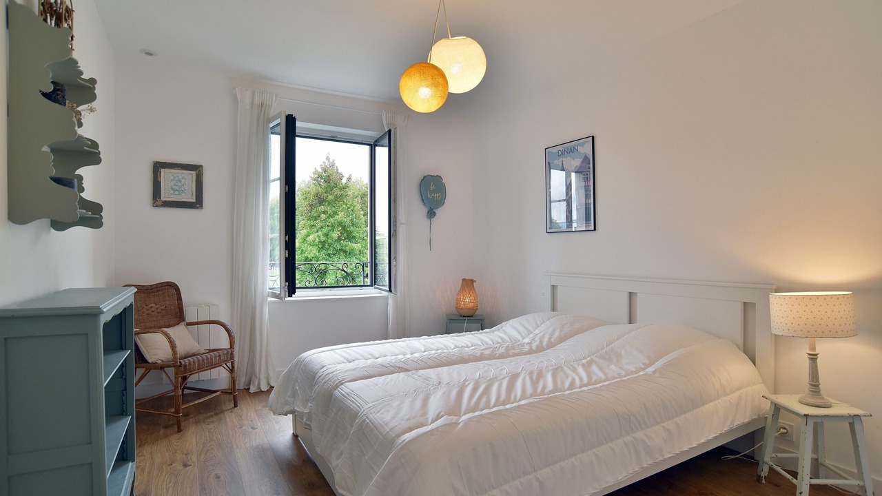 Photo of Bedroom in Beaussais-sur-Mer
