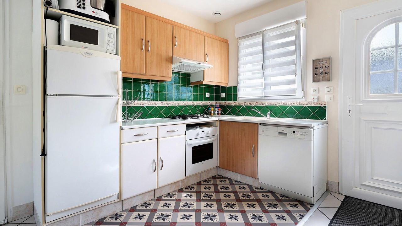 Photo of Kitchen in Saint-Meloir-des-Ondes