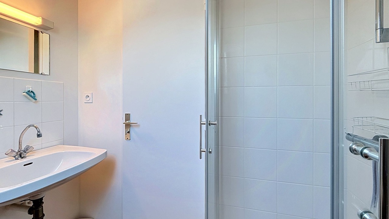 Photo of Bathroom in Locmariaquer