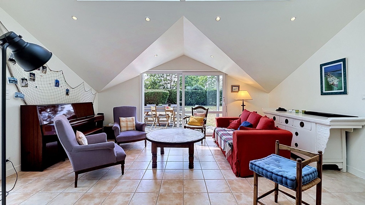 Photo of Livingroom in Locmariaquer