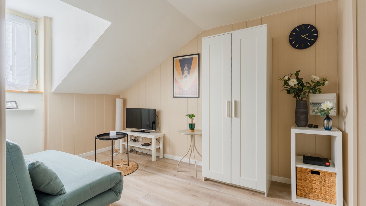 Photo of Livingroom in Madeleine-Champ de Mars