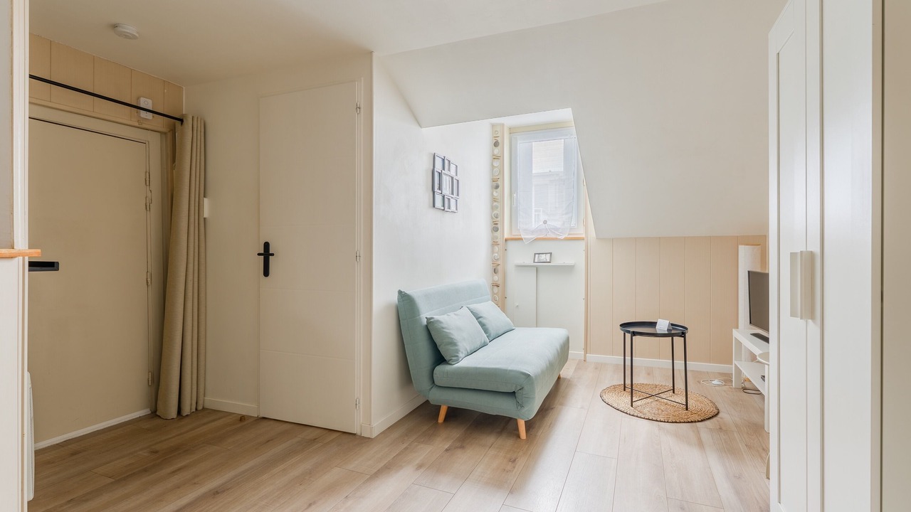 Photo of Livingroom in Madeleine-Champ de Mars