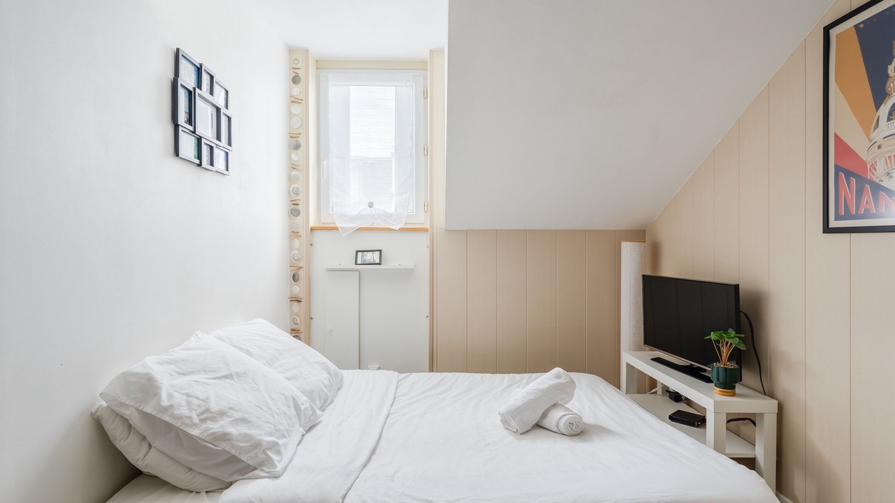 Photo of Bedroom in Madeleine-Champ de Mars