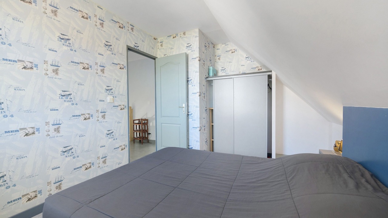 Photo of Bedroom in Saint-Martin de Brehal