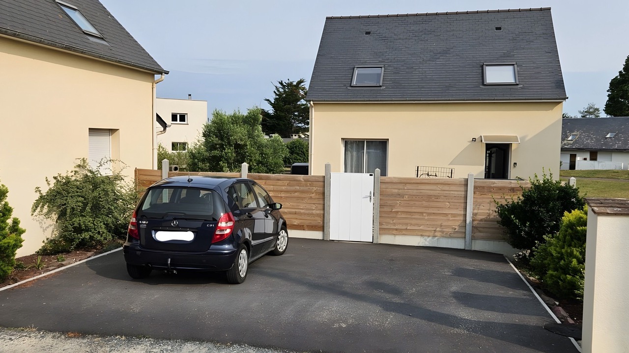 Photo of Outdoor in Saint-Martin de Brehal