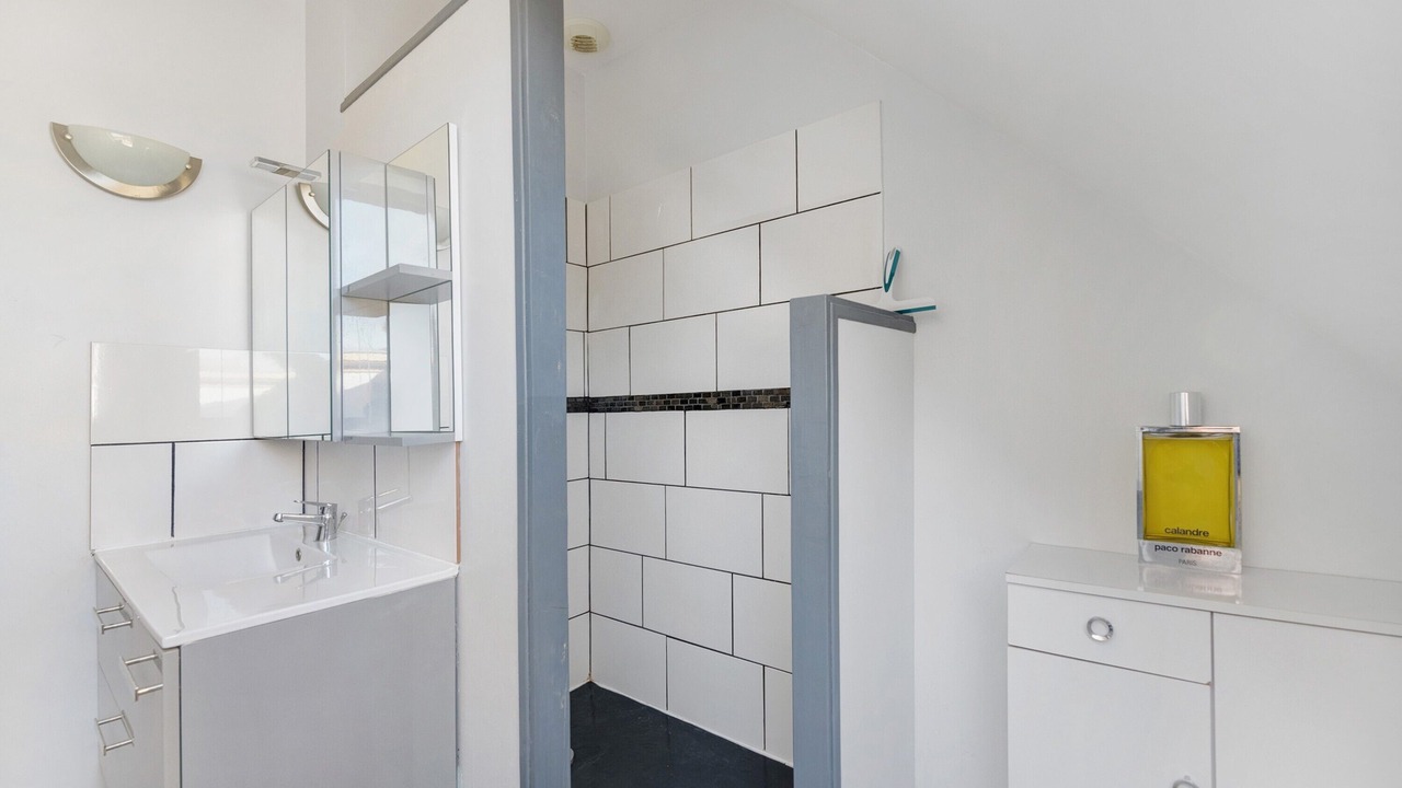 Photo of Bathroom in Saint-Martin de Brehal