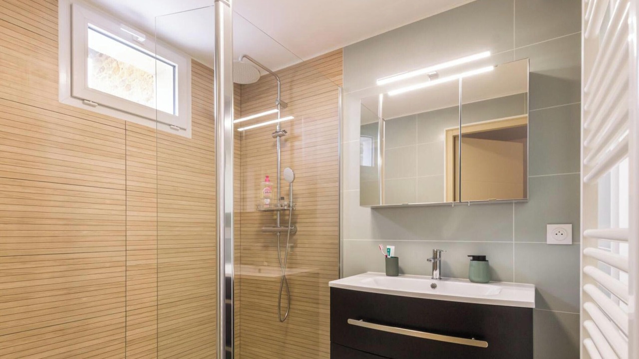 Photo of Bathroom in Saint-Hilaire-du-Harcouet
