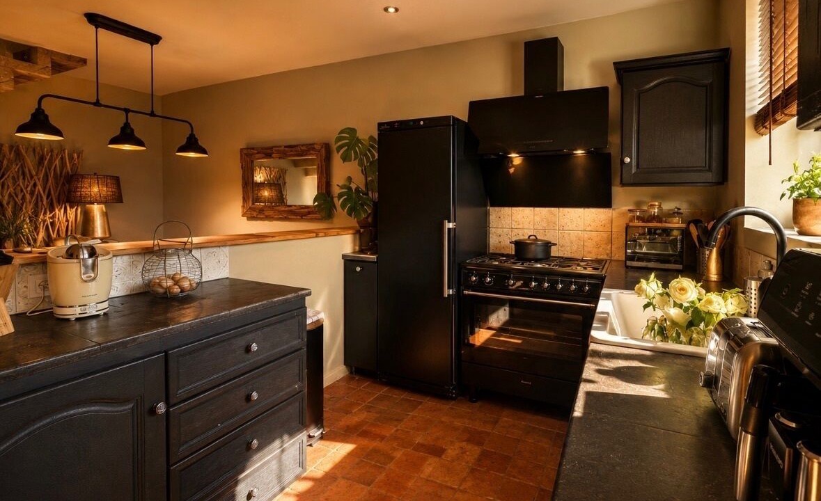 Photo of Kitchen in Dragey-Ronthon