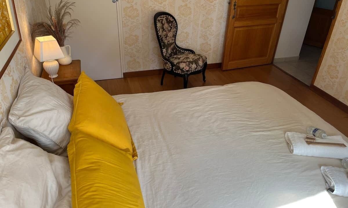 Photo of Bedroom in Saint-Remy-du-Plein