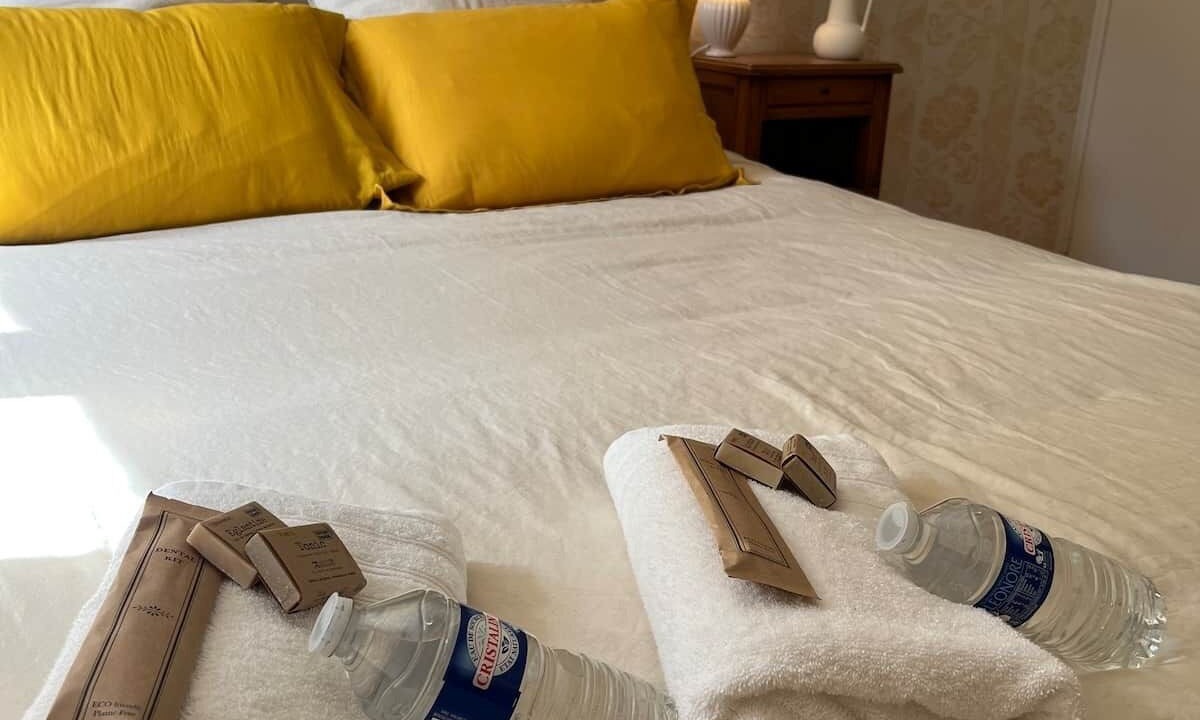 Photo of Bedroom in Saint-Remy-du-Plein