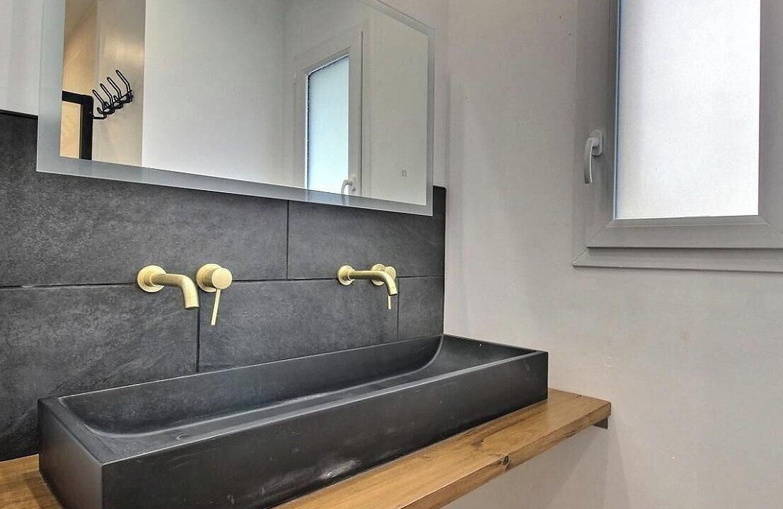 Photo of Bathroom in Plourhan