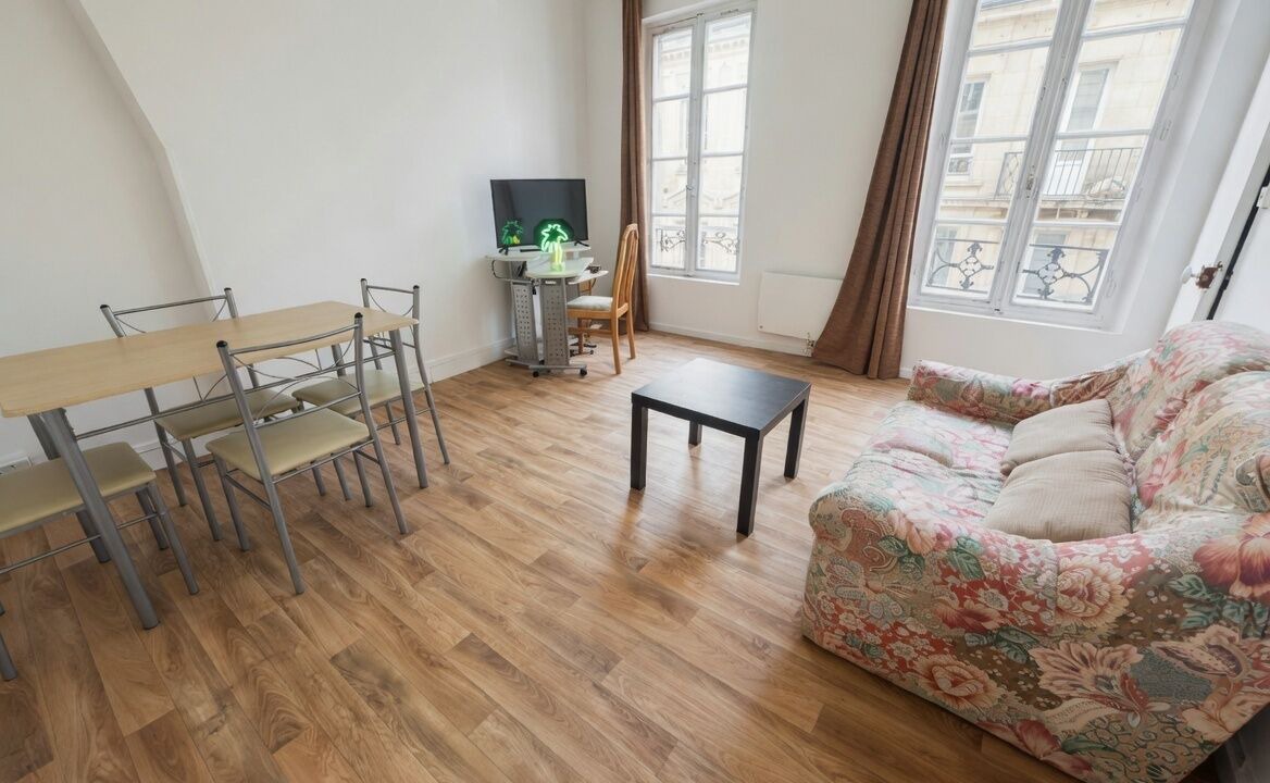 Photo of Livingroom in Theatre