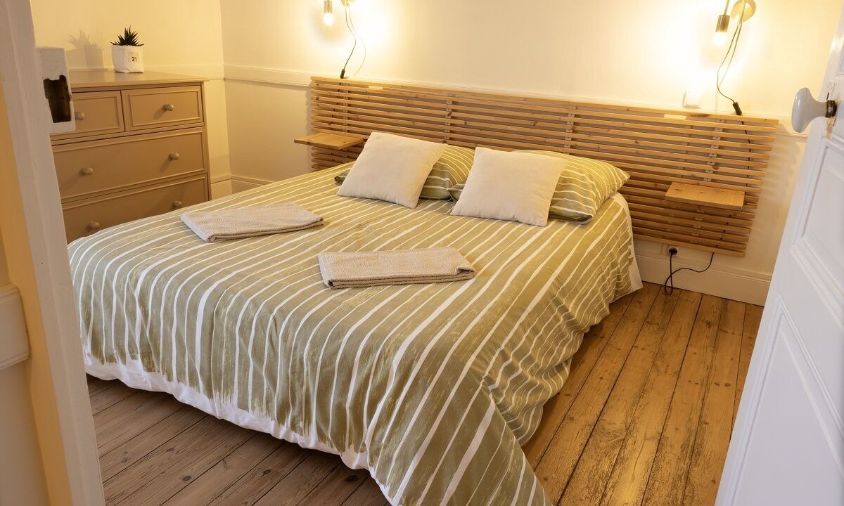 Photo of Bedroom in Cravant-les-Coteaux