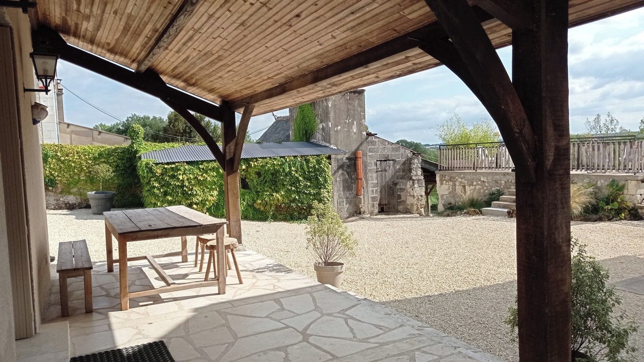 Photo of Outdoor in Cravant-les-Coteaux
