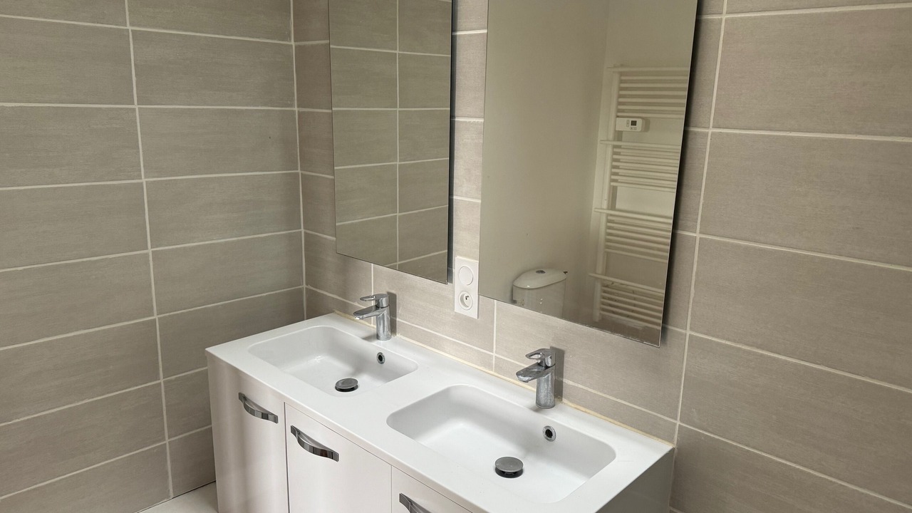Photo of Bathroom in Saint-Pierre-sur-Dives