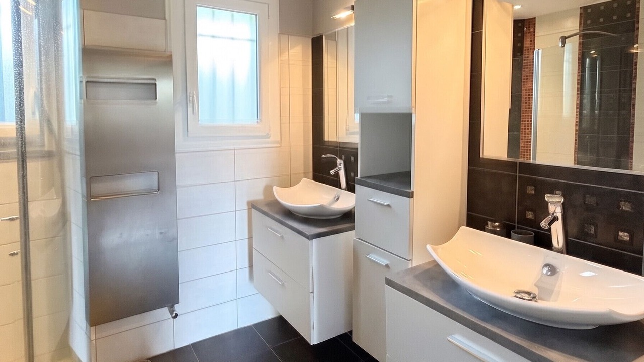 Photo of Bathroom in Saint-Lo