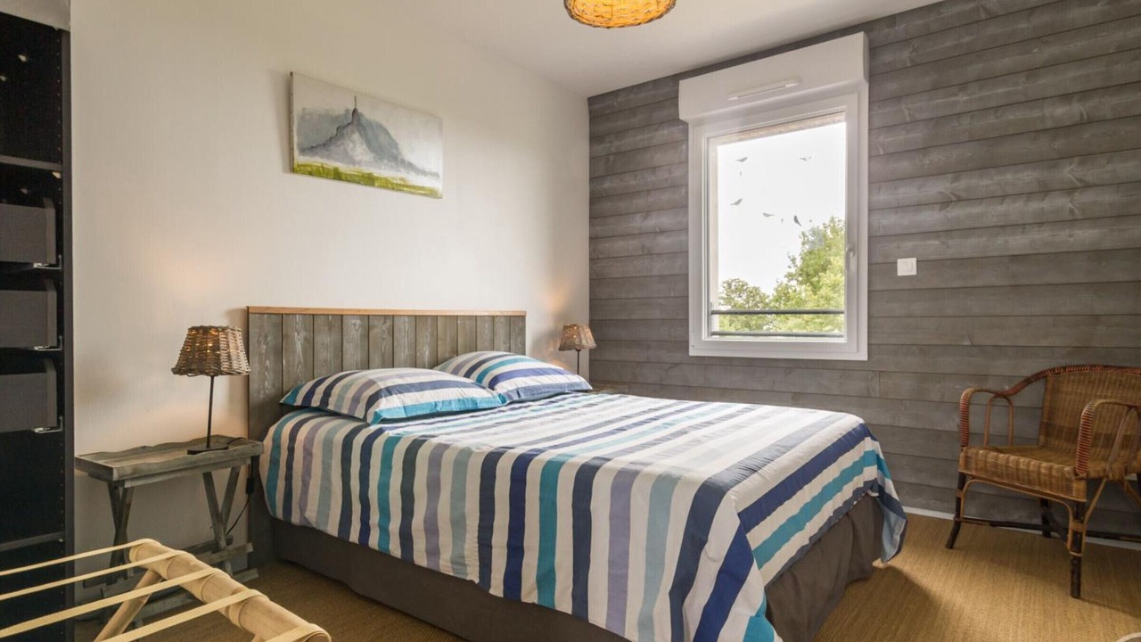 Photo of Bedroom in Dragey-Ronthon