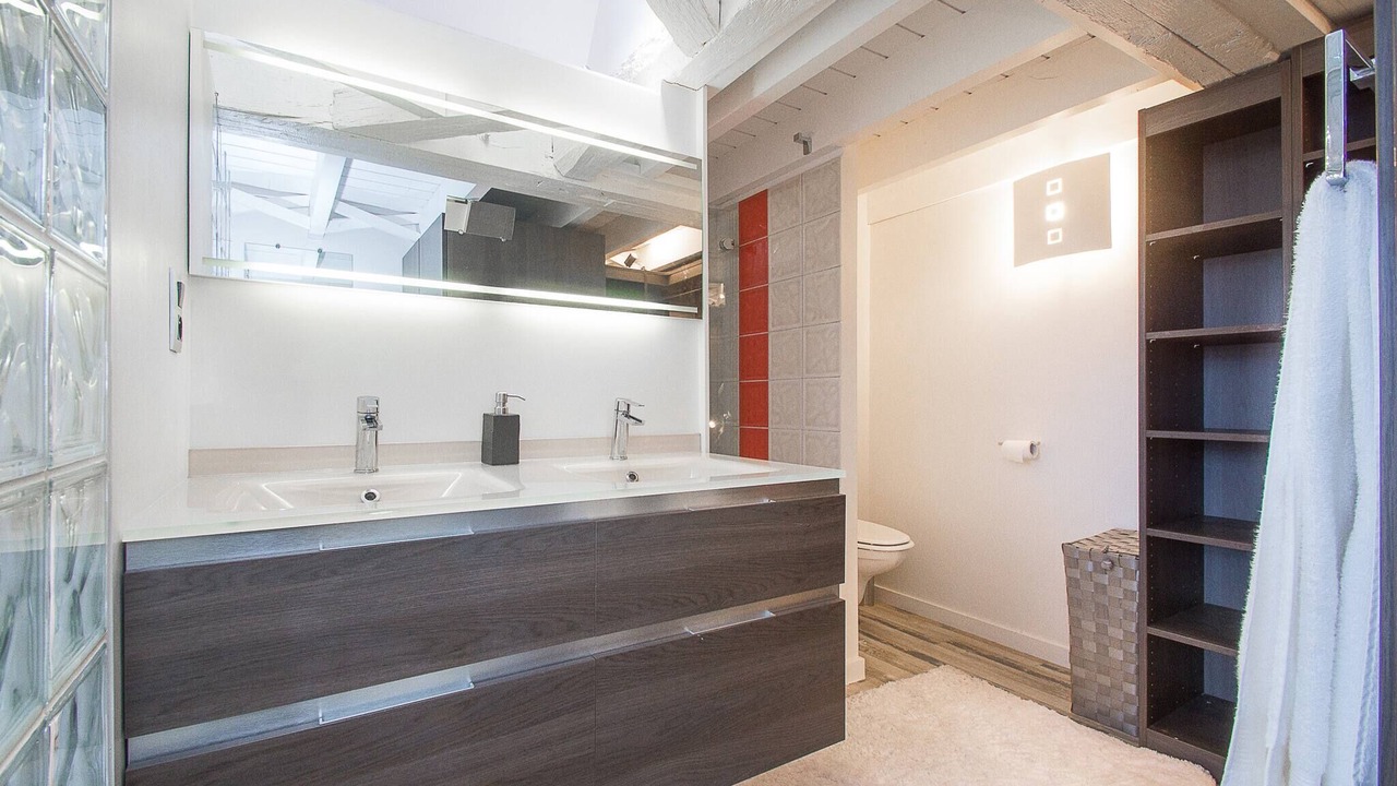 Photo of Bathroom in Vitre