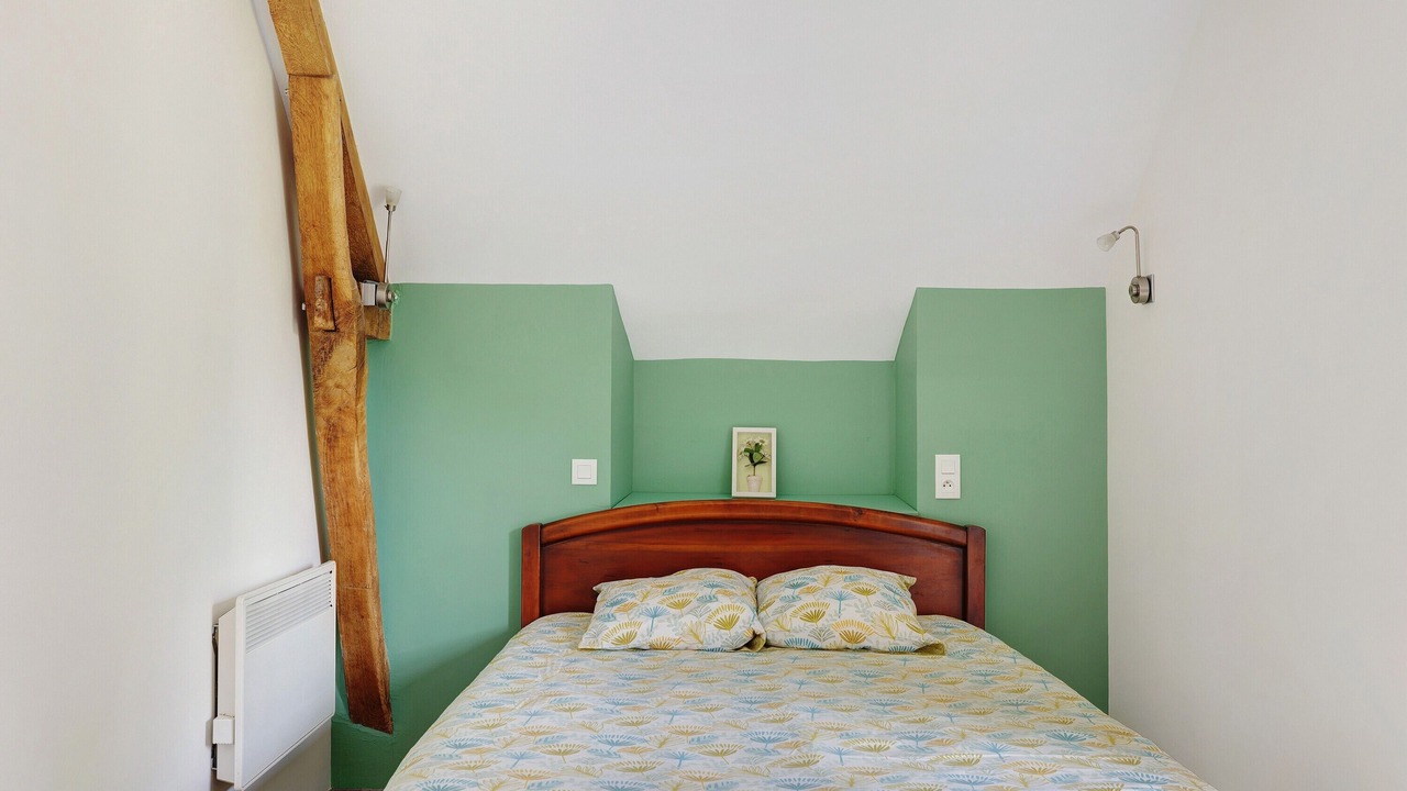 Photo of Bedroom in Nyoiseau