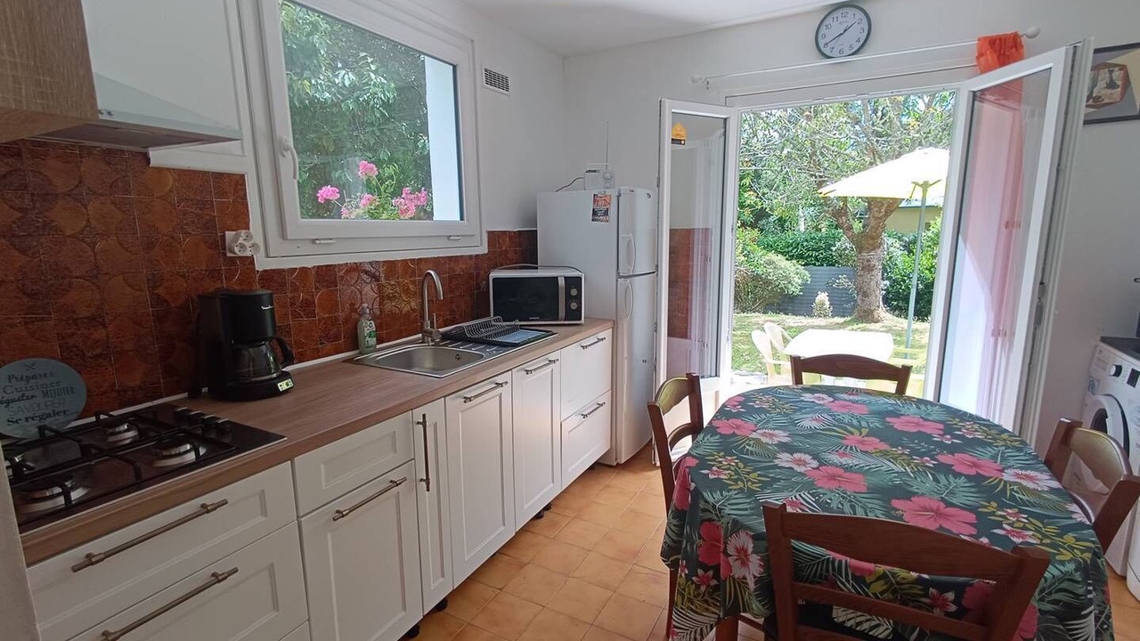 Photo of Kitchen in Pleumeur-Bodou