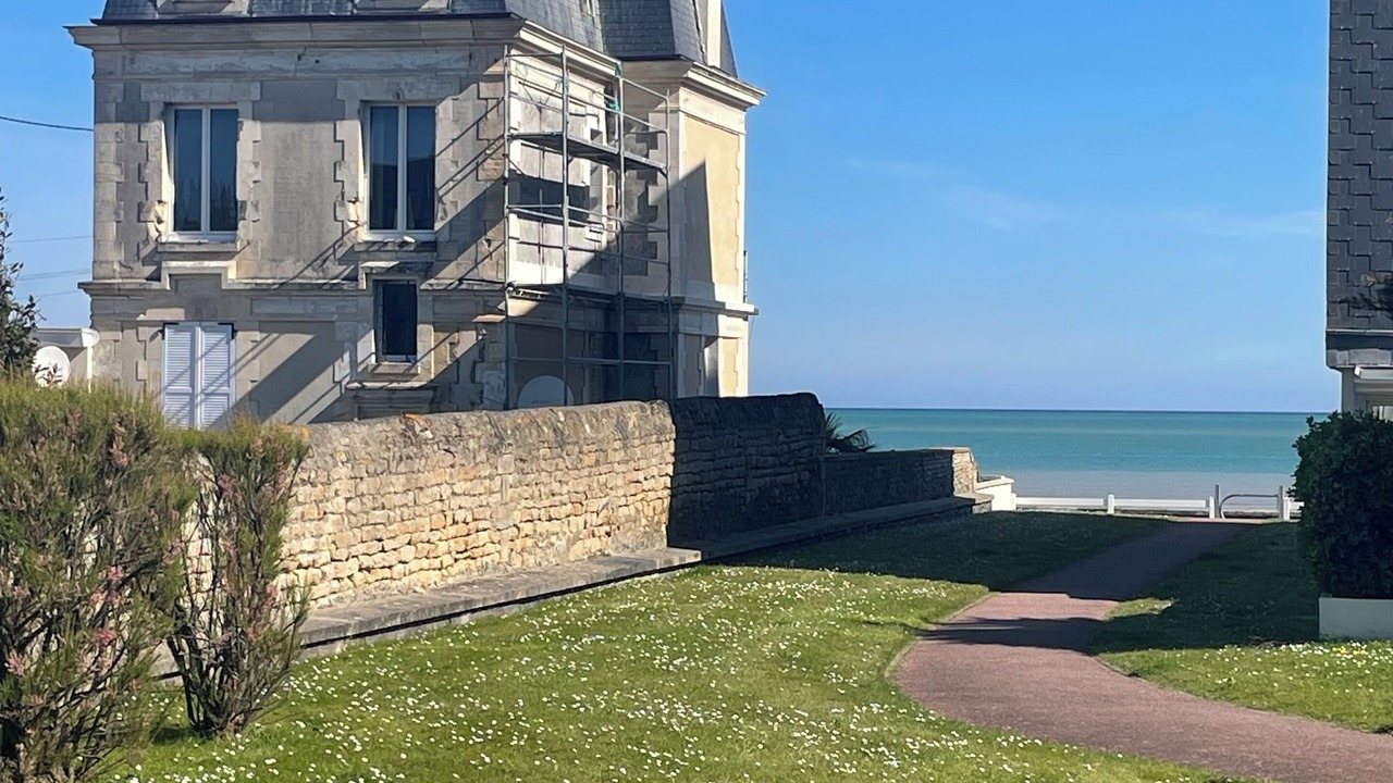 Photo of Outdoor in Bernieres-sur-Mer