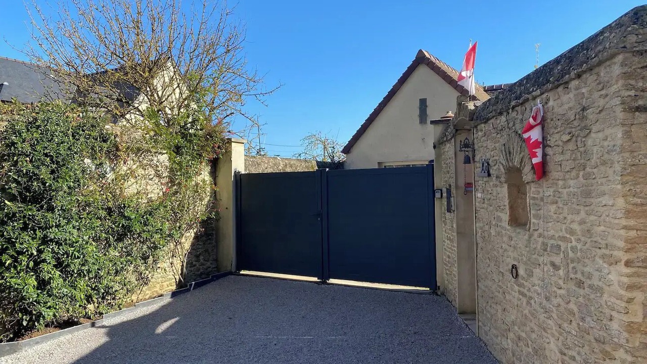 Photo of Outdoor in Bernieres-sur-Mer