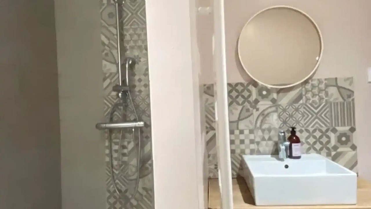 Photo of Bathroom in Bernieres-sur-Mer