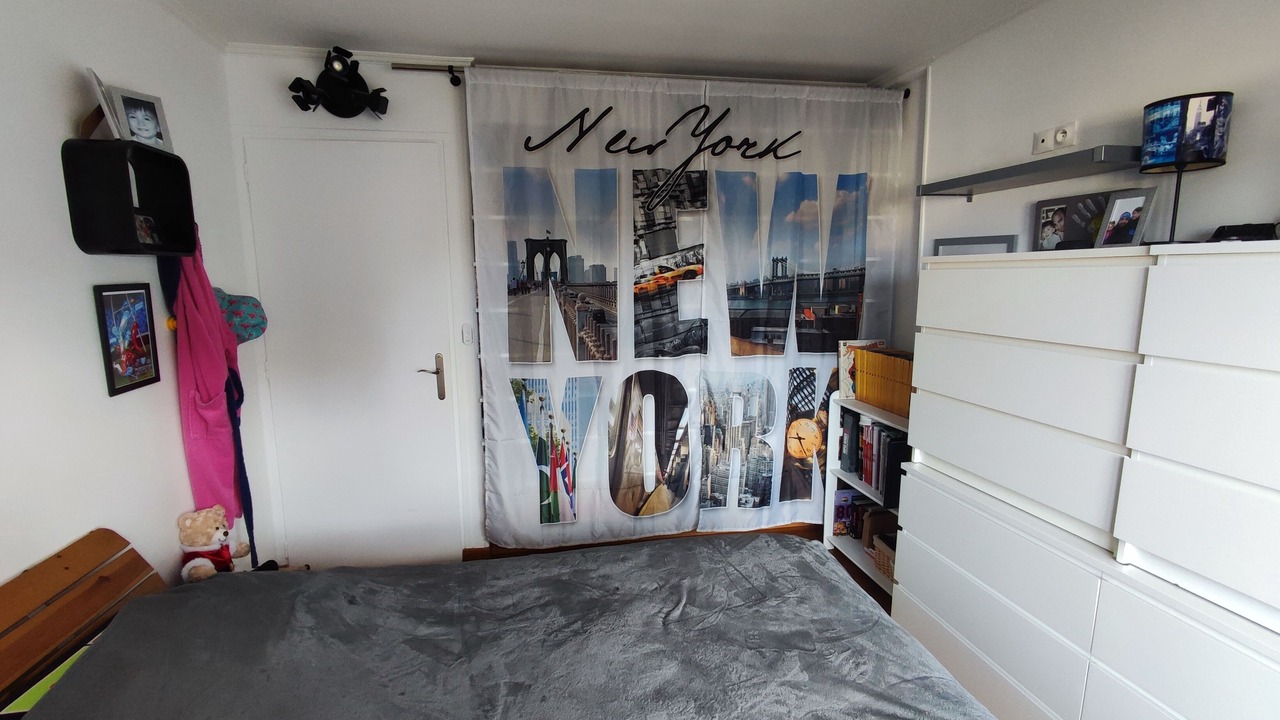 Photo of Bedroom in Maurepas