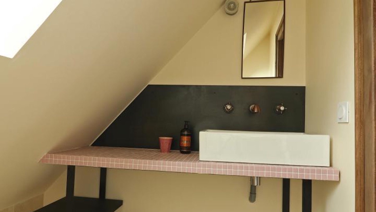 Photo of Bathroom in Comblot