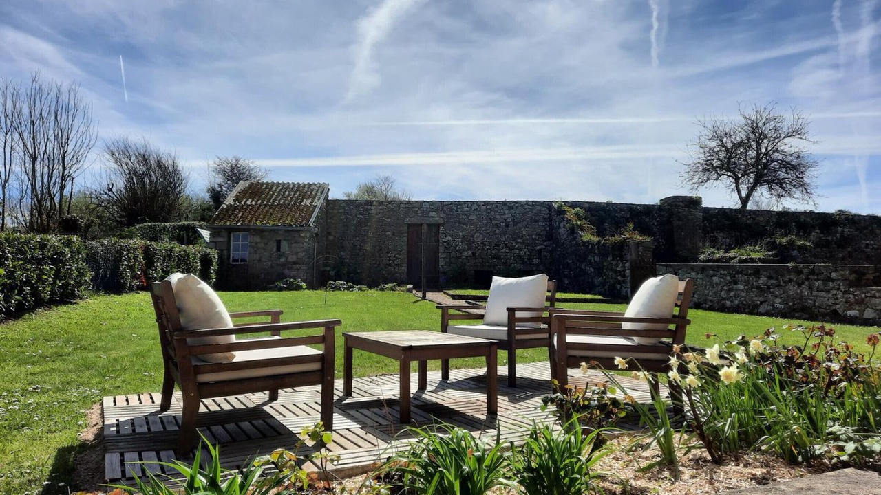 Photo of Patio Balcony in Eculleville