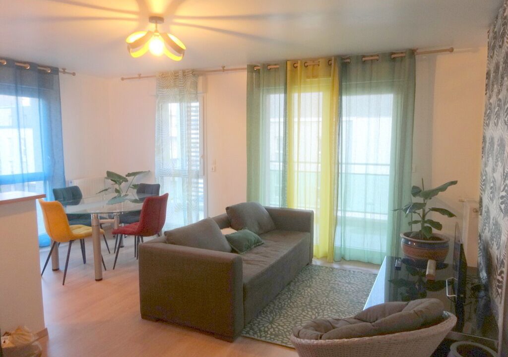 Photo of Livingroom in Cesson-Sevigne