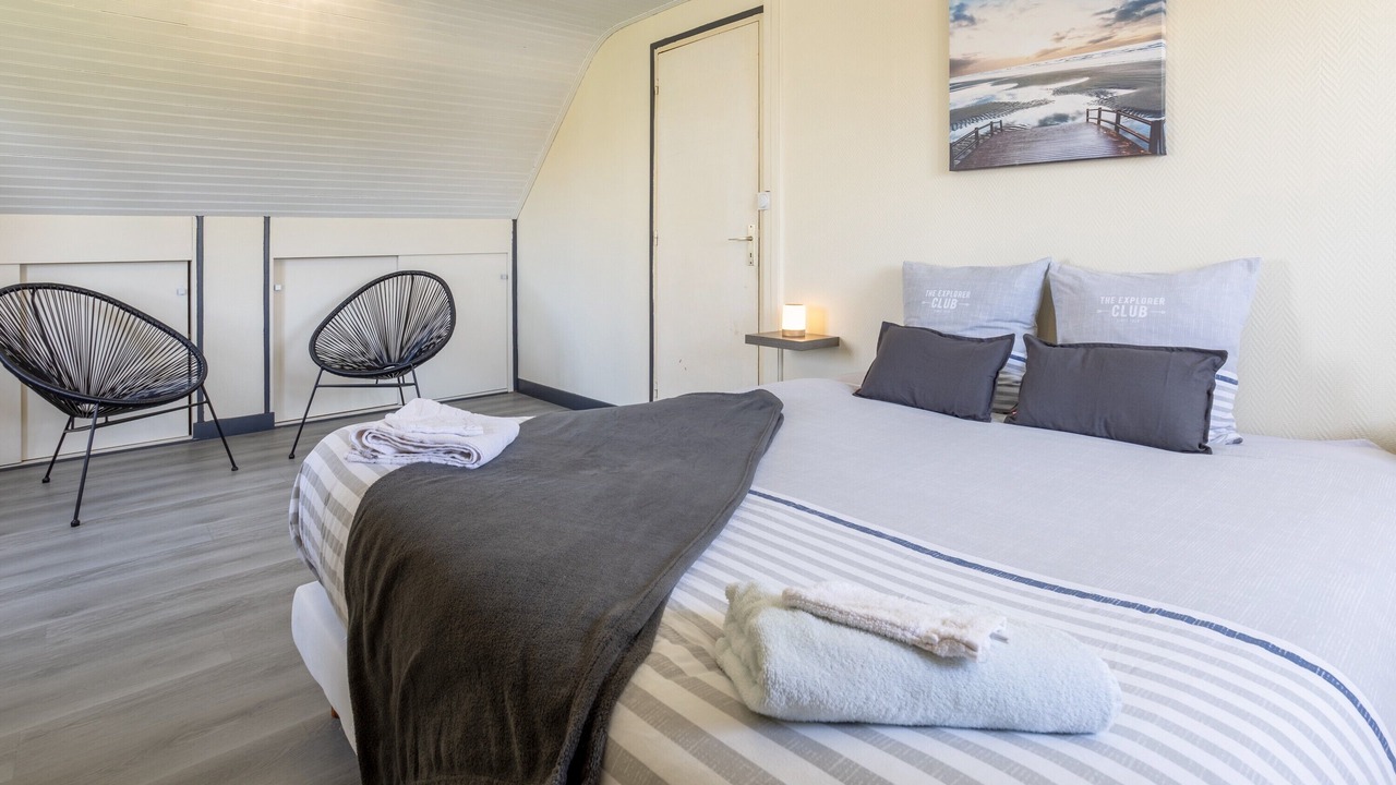 Photo of Bedroom in Saint-Guenole