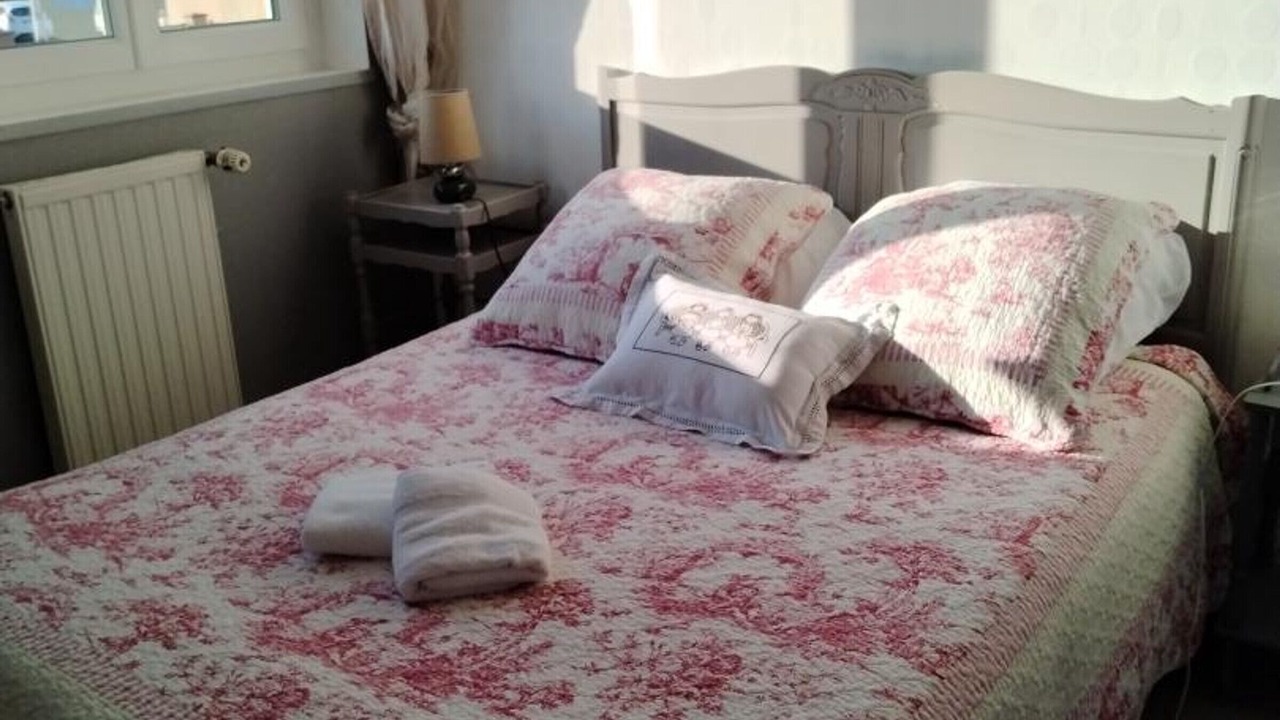 Photo of Bedroom in Hautteville-Bocage