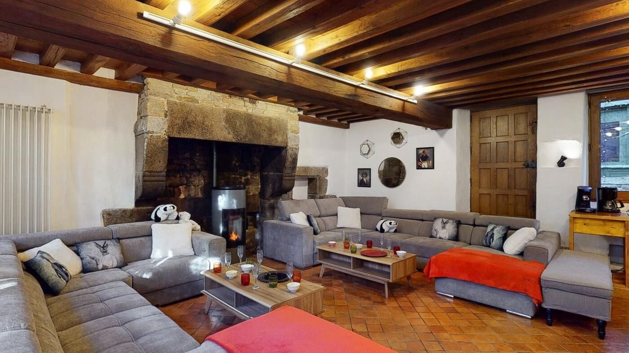 Photo of Livingroom in Villedieu-les-Poeles