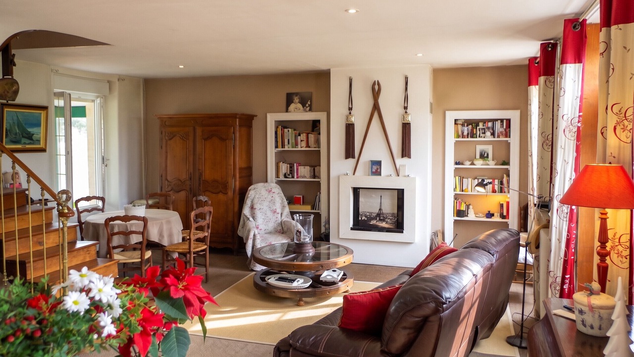 Photo of Livingroom in Saint-Germain-du-Pert