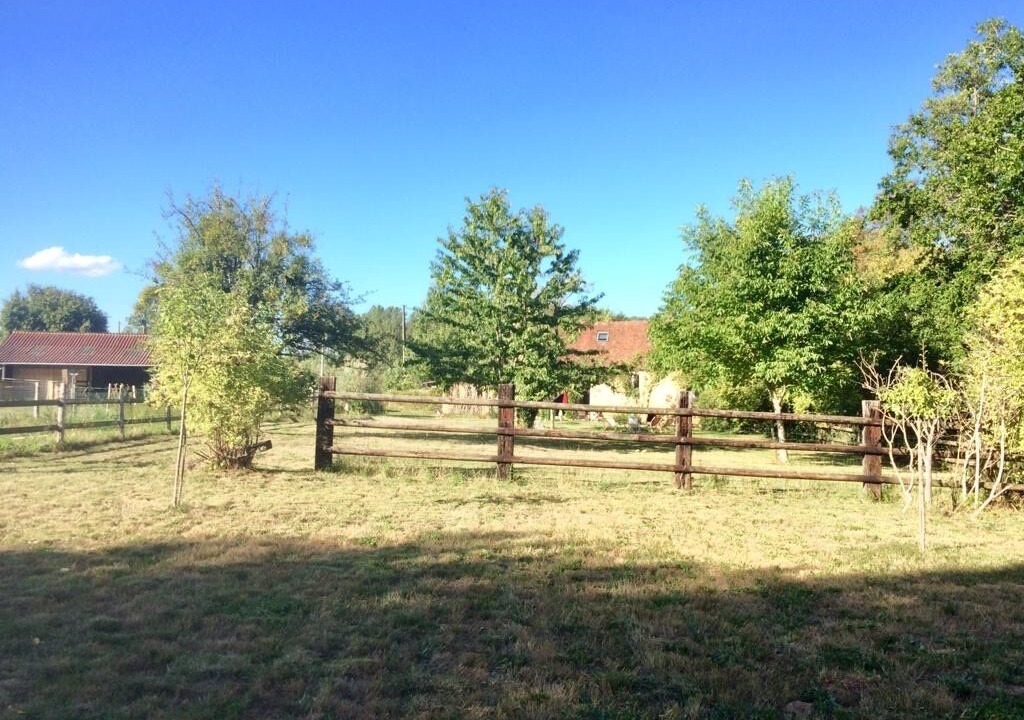 Photo of Outdoor in La Chapelle-Montligeon