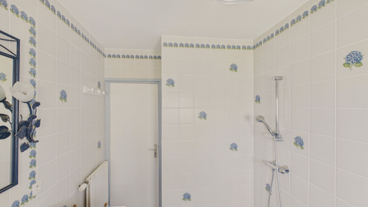 Photo of Bathroom in Penvenan