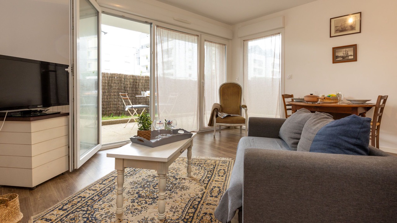 Photo of Livingroom in Parame