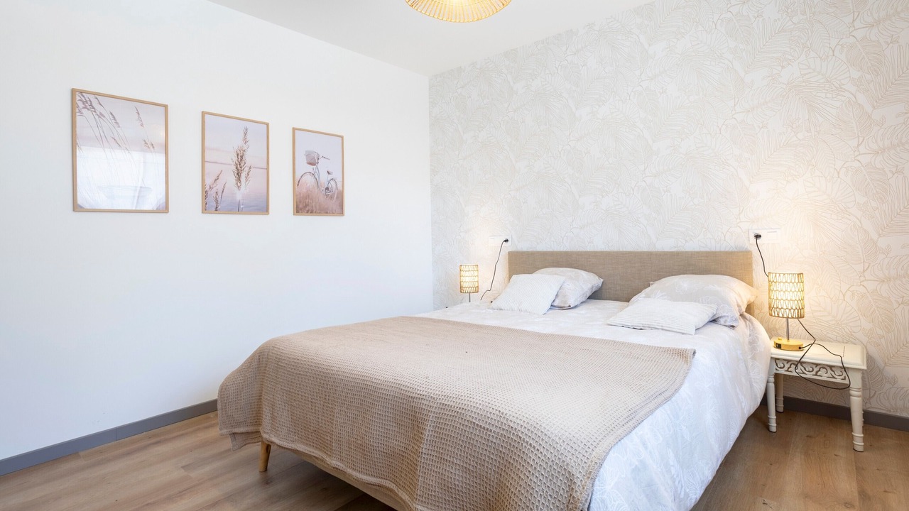 Photo of Bedroom in Tregunc
