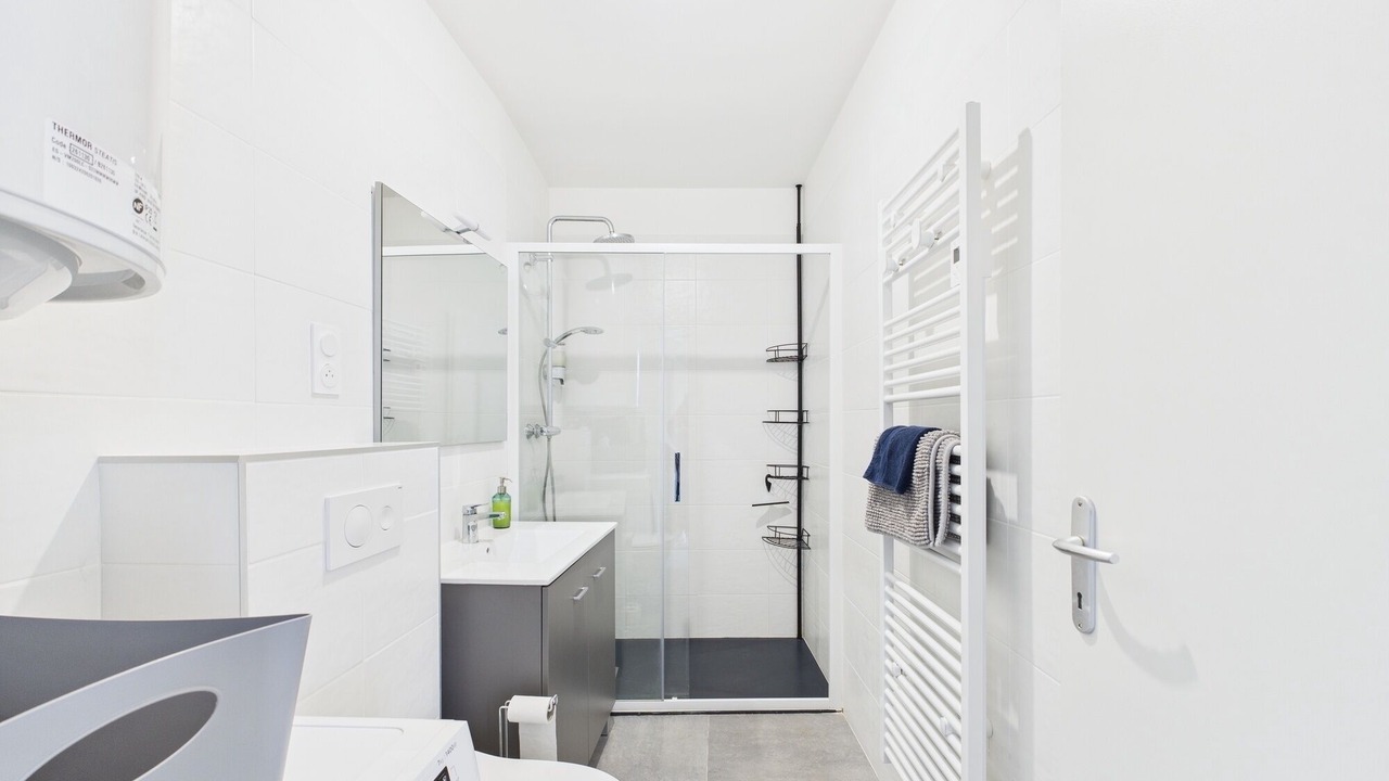 Photo of Bathroom in Locquirec