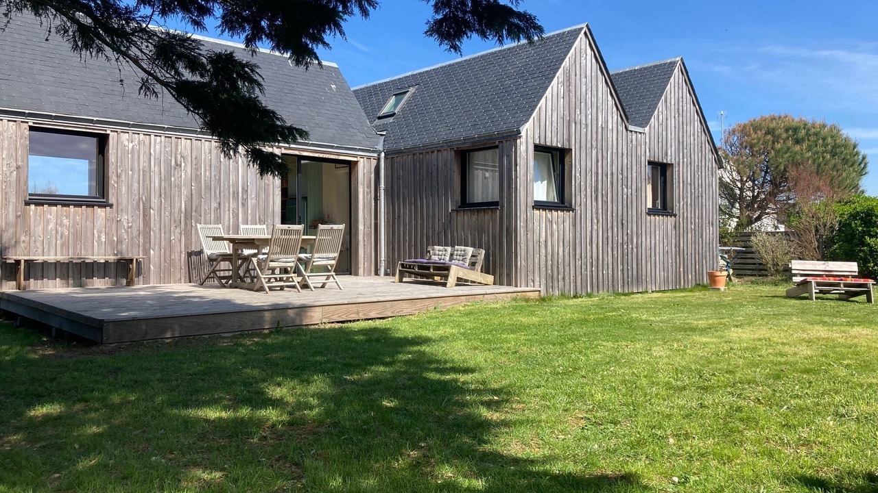 Photo of Outdoor in Saint-Guenole