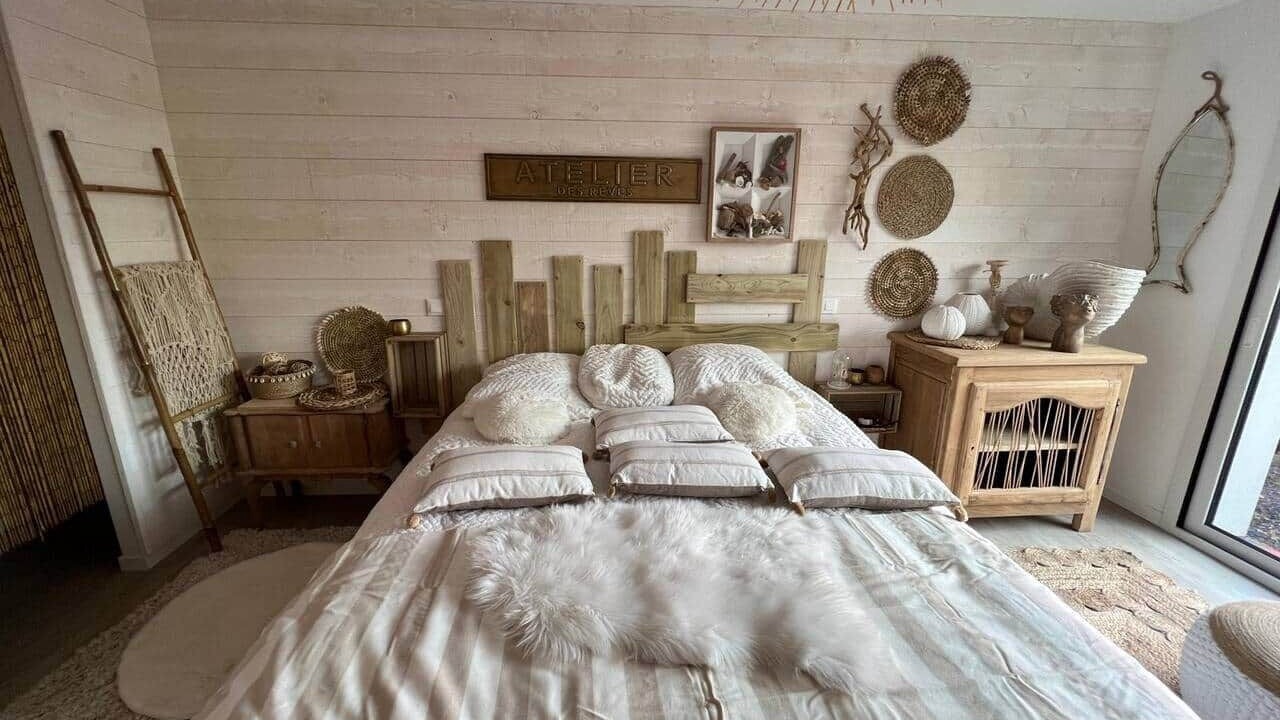 Photo of Bedroom in Saint-Laurent-sur-Mer